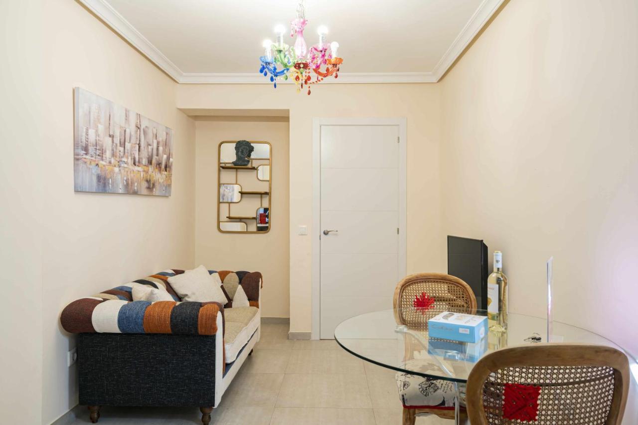 Cuidadosamente Decorado Apartamento Junto Al Metro Madrid Exteriér fotografie