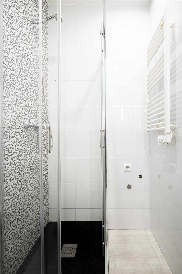Cuidadosamente Decorado Apartamento Junto Al Metro Madrid Exteriér fotografie